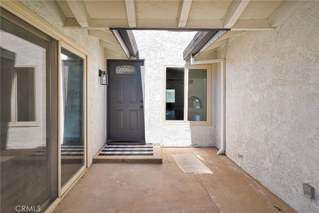 13835 Spring Valley