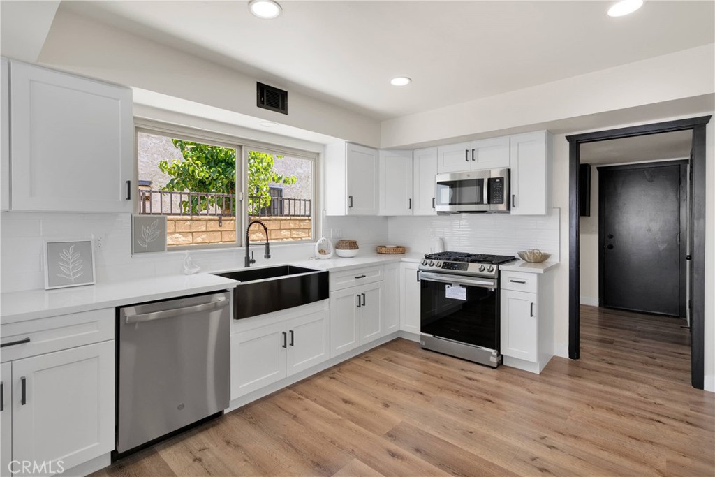 13835 Spring Valley
