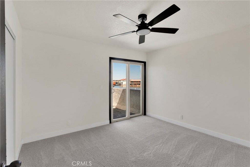 13835 Spring Valley