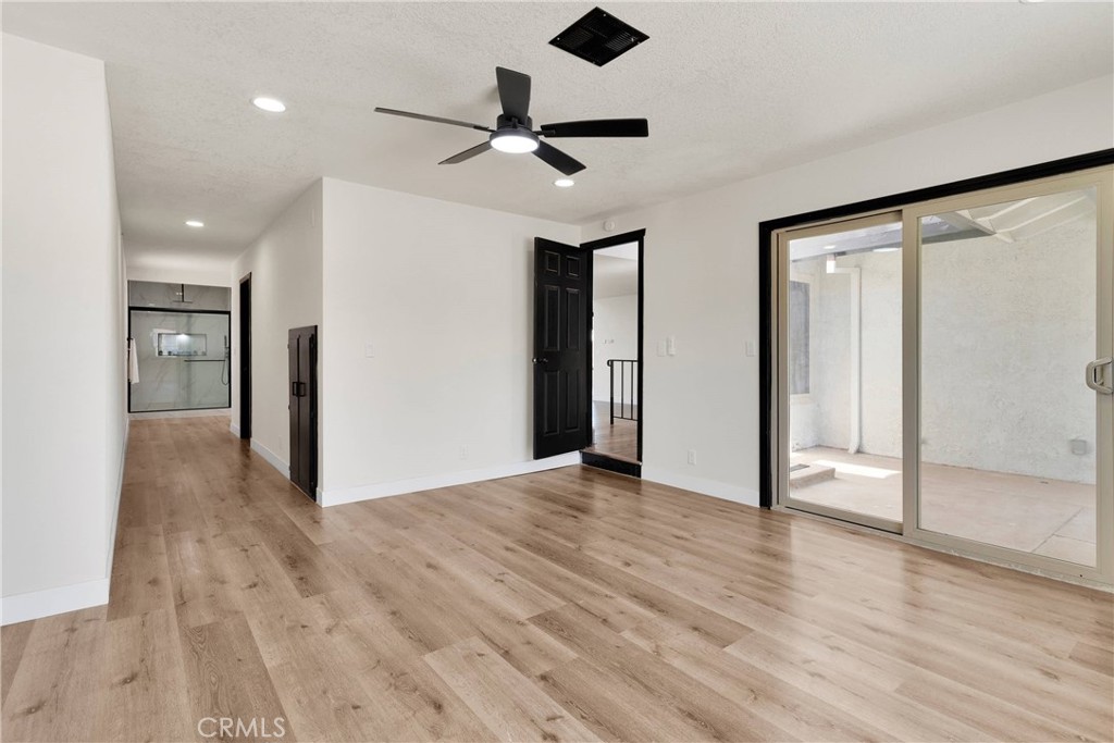 13835 Spring Valley