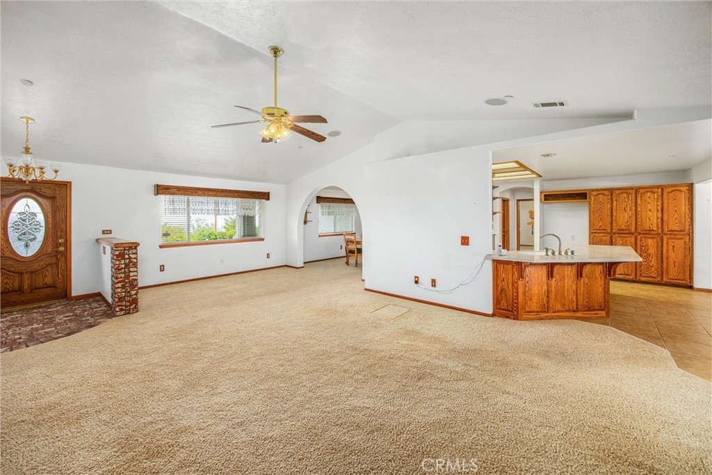 325 Canyon Road