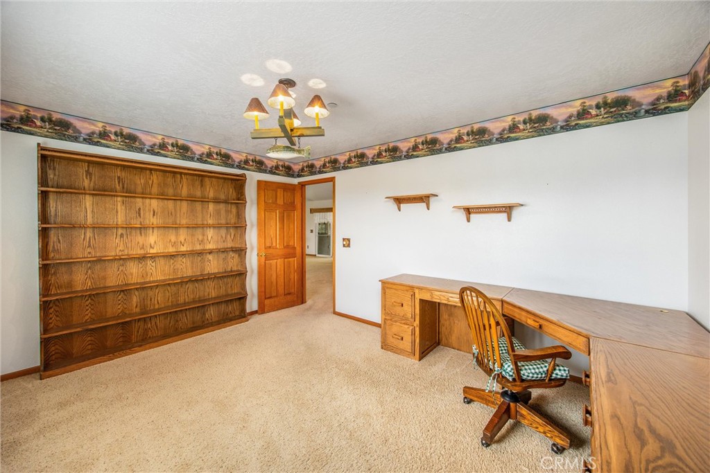 325 Canyon Road