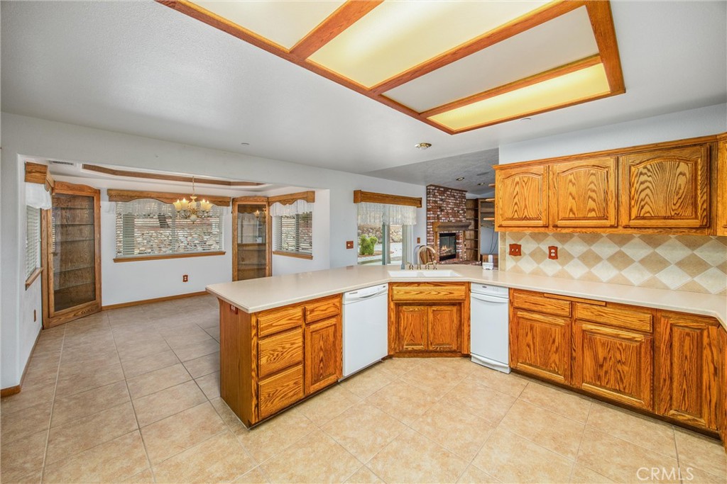 325 Canyon Road