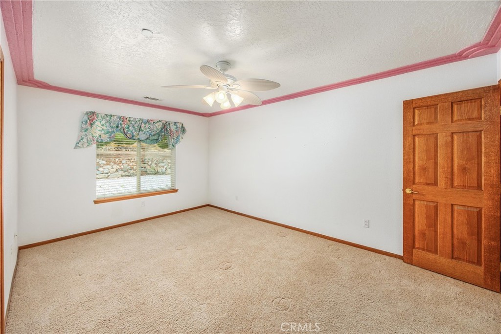 325 Canyon Road