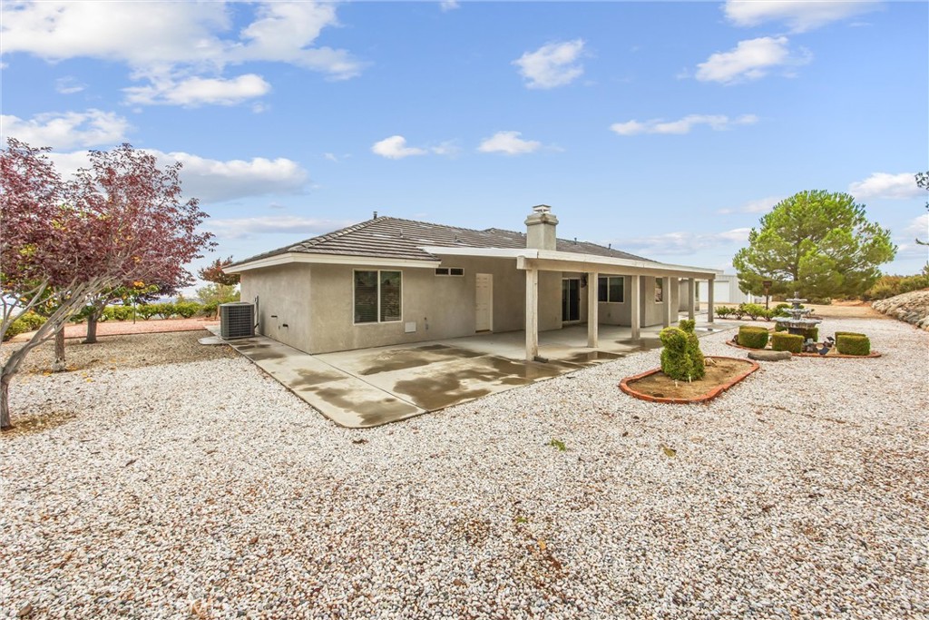 325 Canyon Road