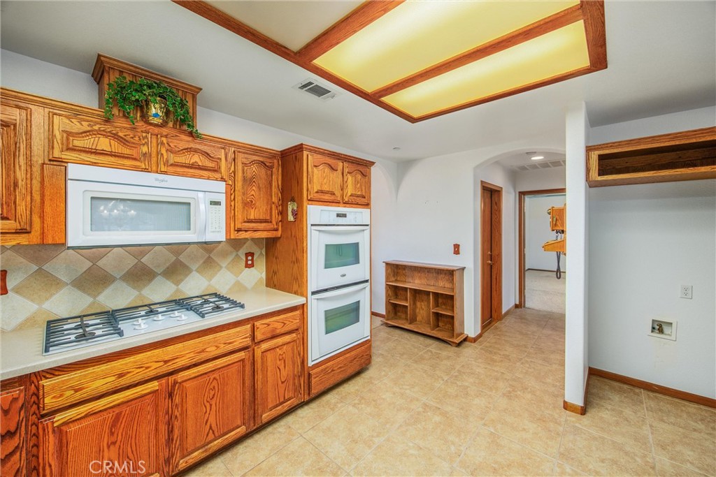 325 Canyon Road