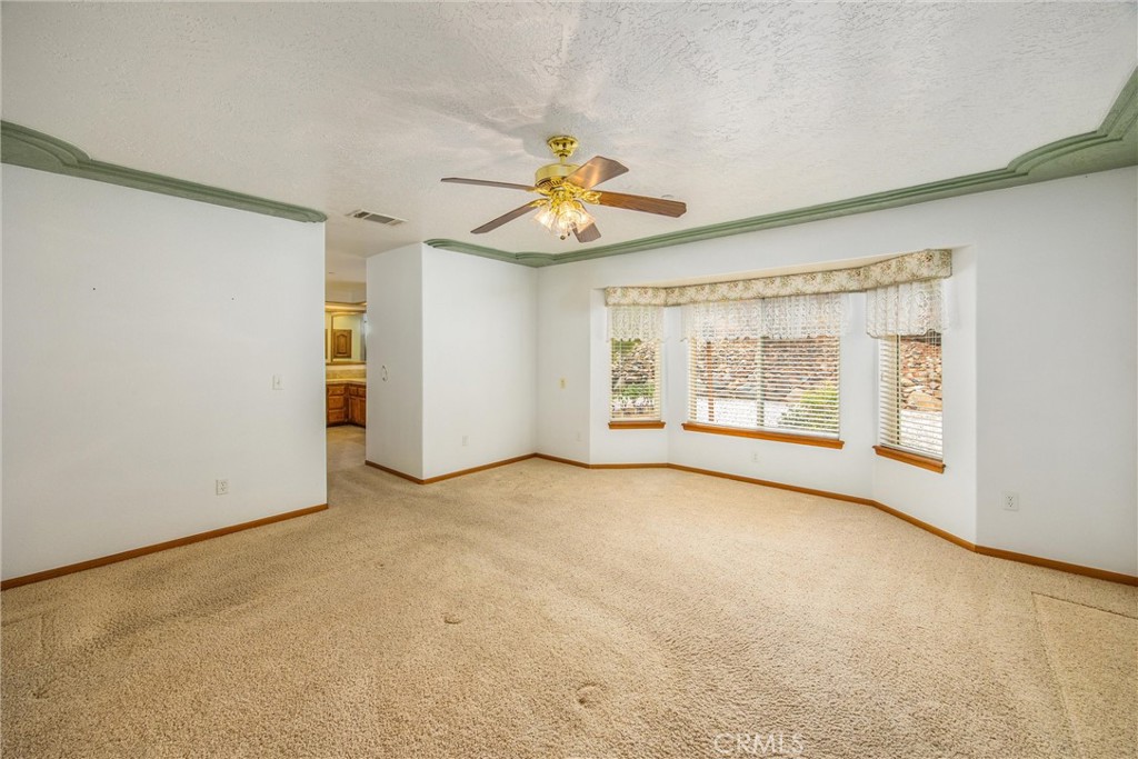 325 Canyon Road