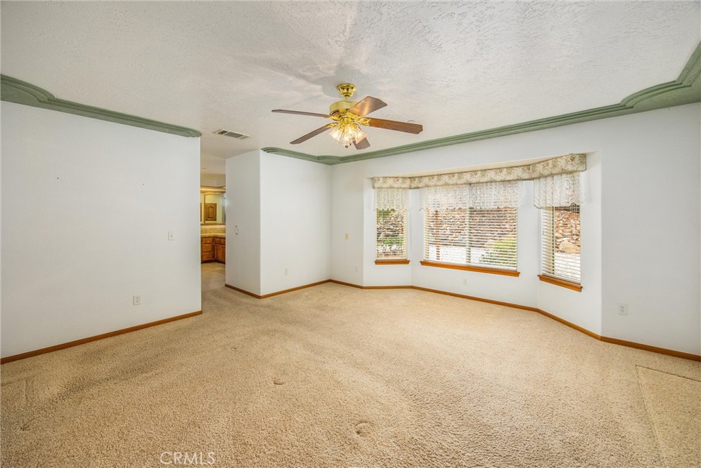 325 Canyon Road
