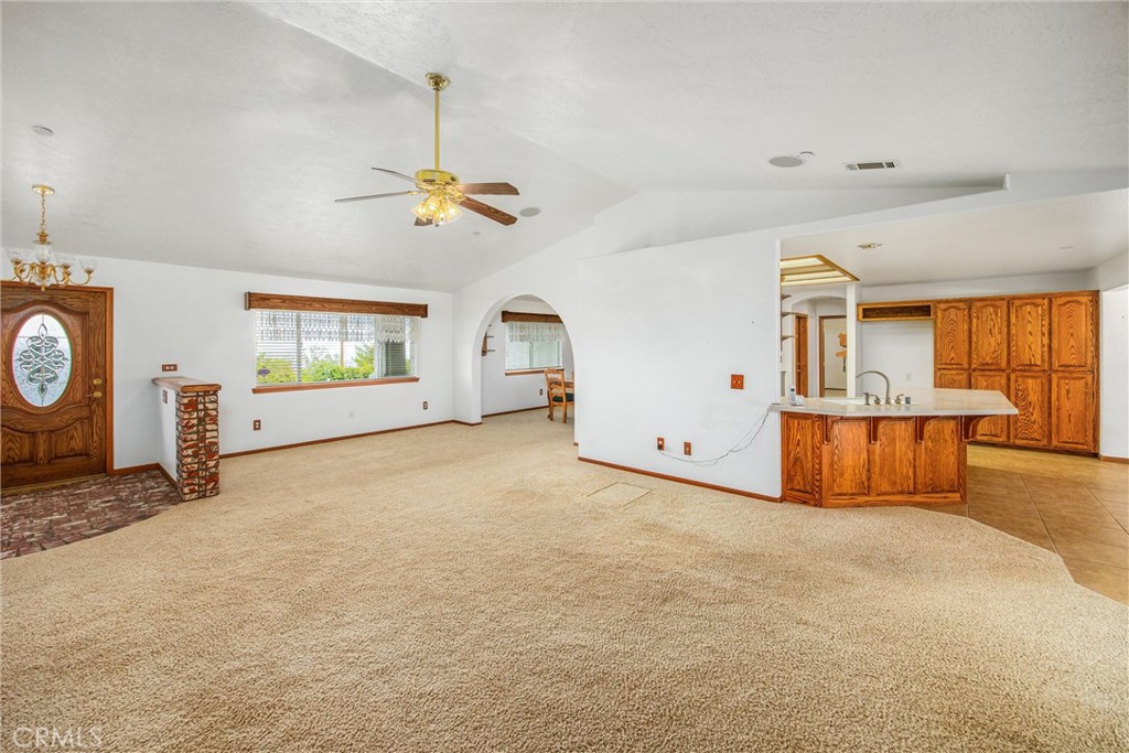 325 Canyon Road