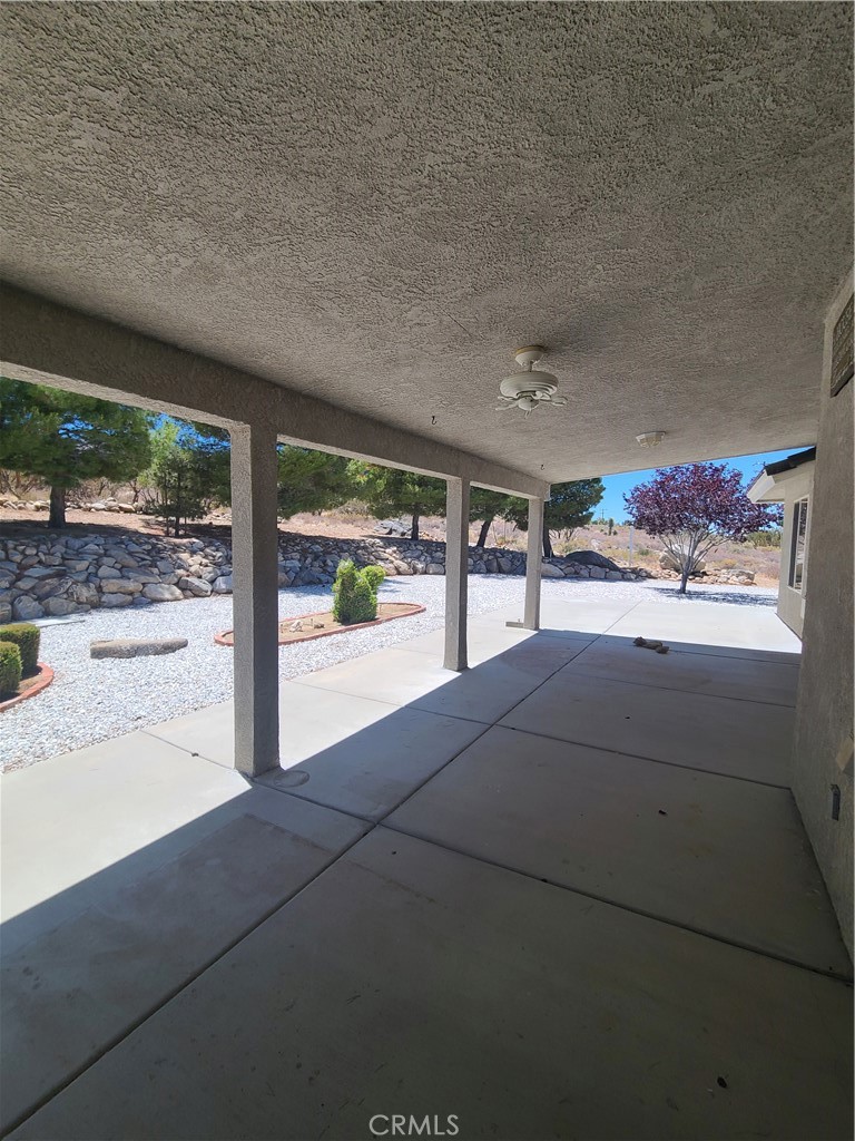 325 Canyon Road