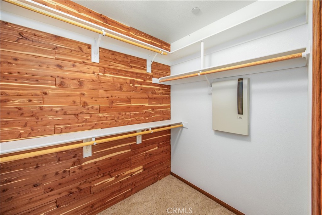 325 Canyon Road