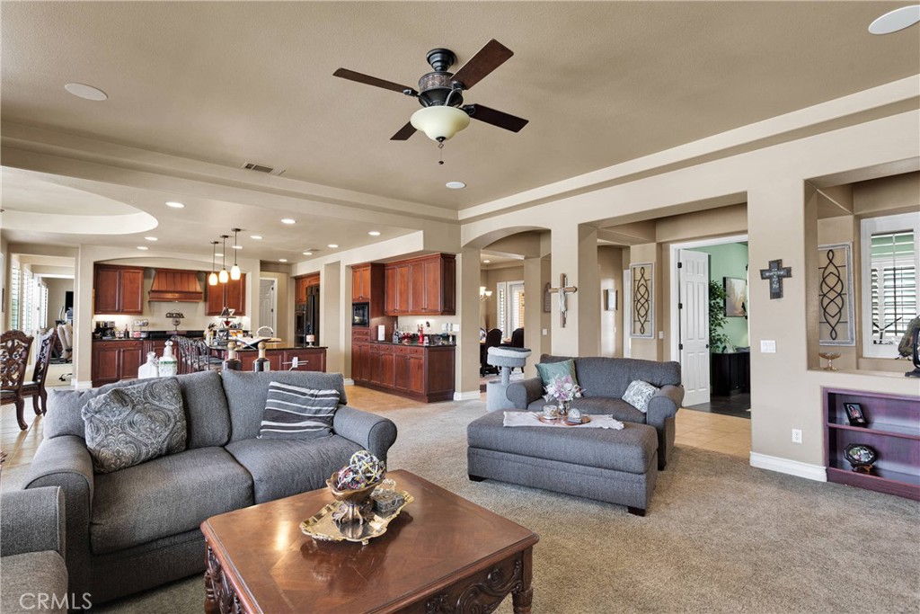 12075 Lamplighter Lane