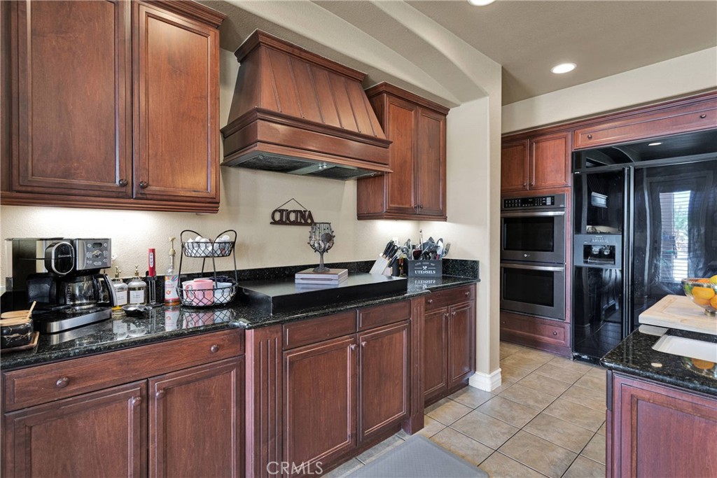 12075 Lamplighter Lane