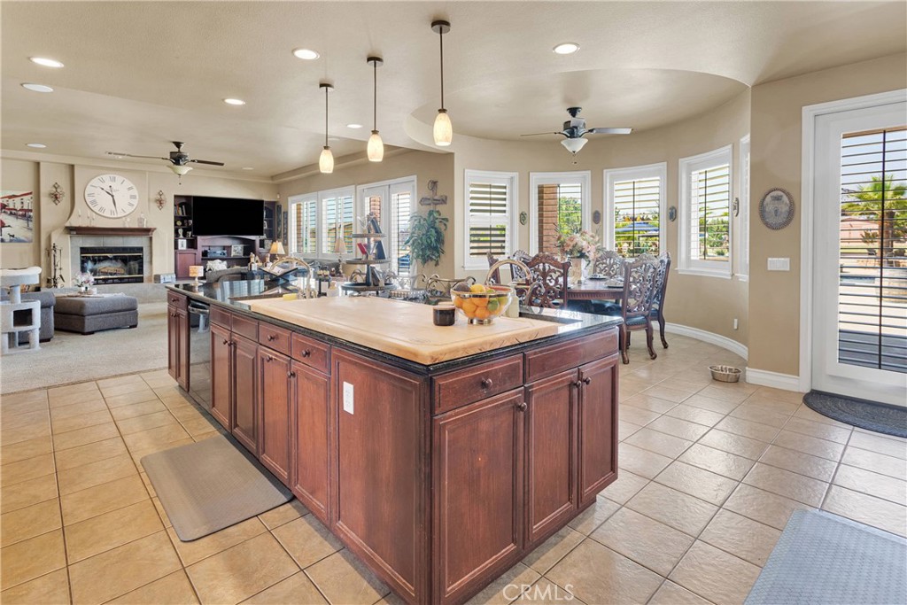 12075 Lamplighter Lane