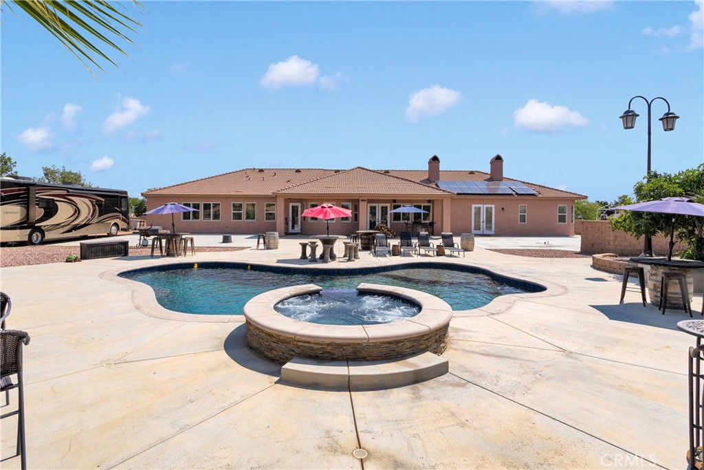 12075 Lamplighter Lane
