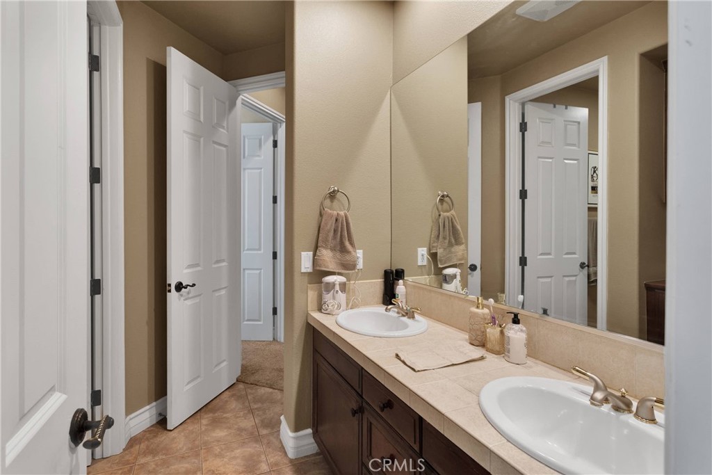 12075 Lamplighter Lane