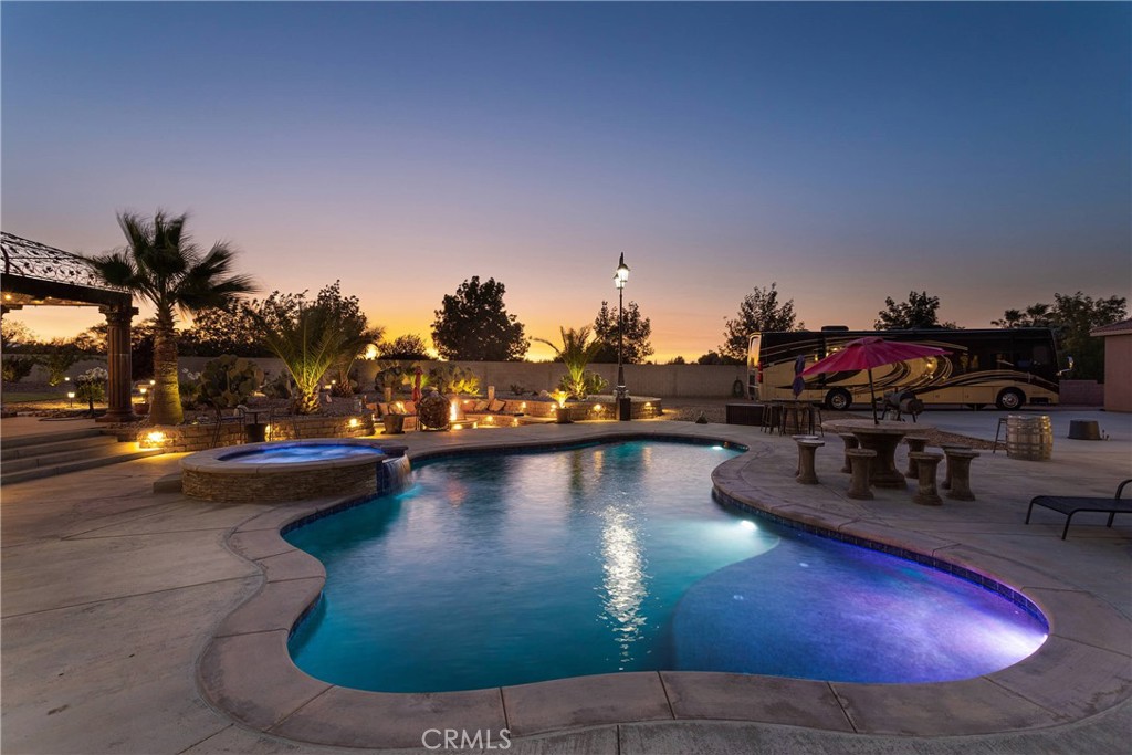 12075 Lamplighter Lane