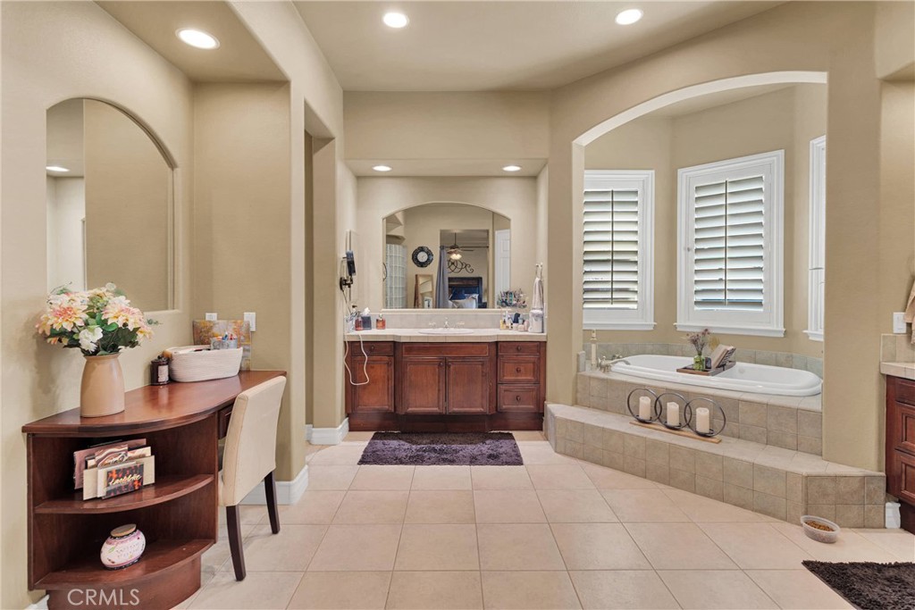 12075 Lamplighter Lane