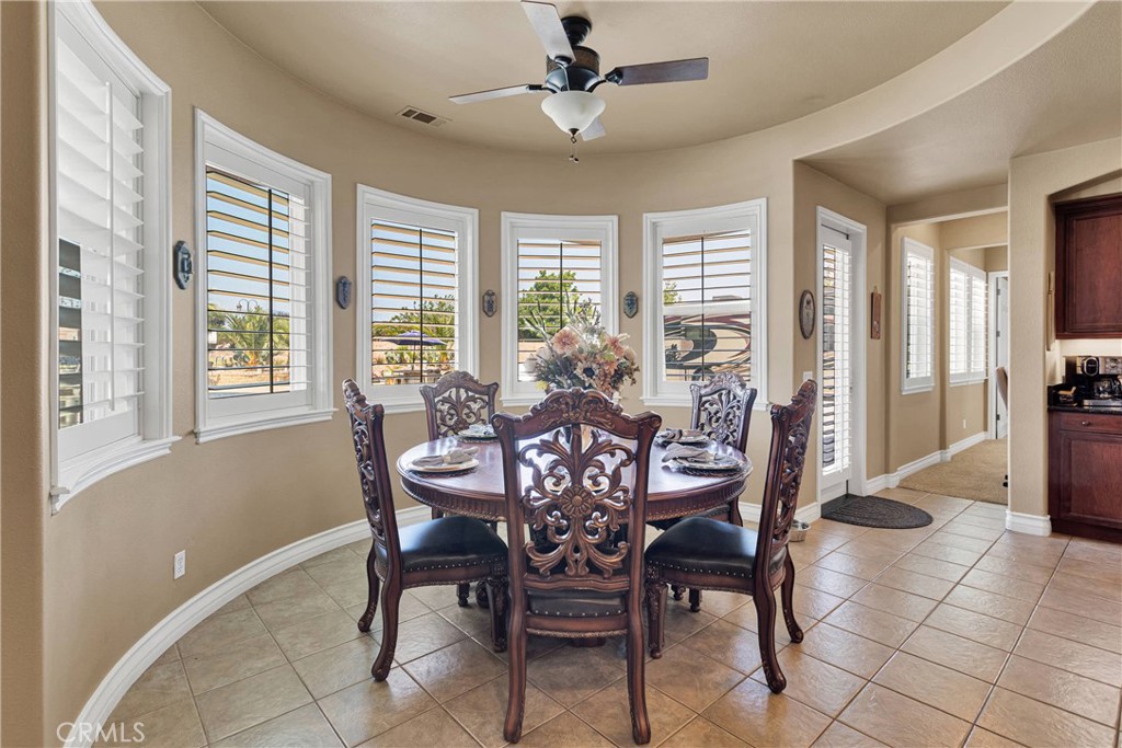 12075 Lamplighter Lane