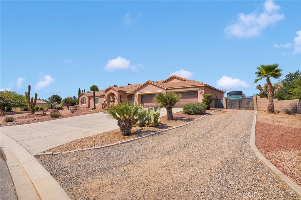 12075 Lamplighter Lane