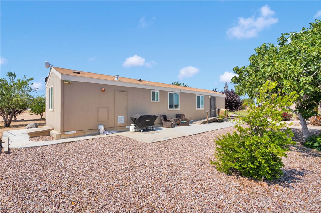 12075 Lamplighter Lane