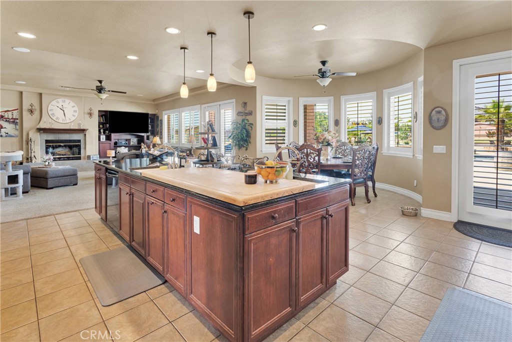 12075 Lamplighter Lane