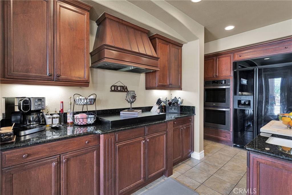 12075 Lamplighter Lane