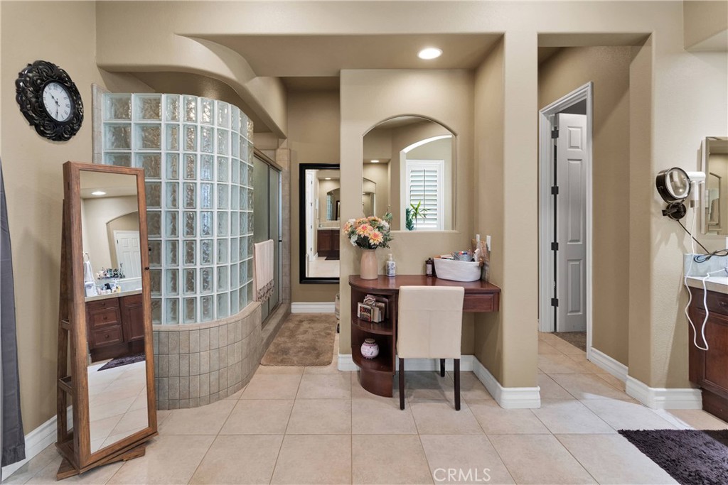 12075 Lamplighter Lane