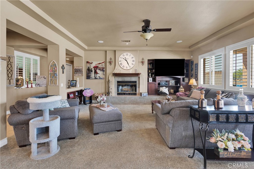 12075 Lamplighter Lane