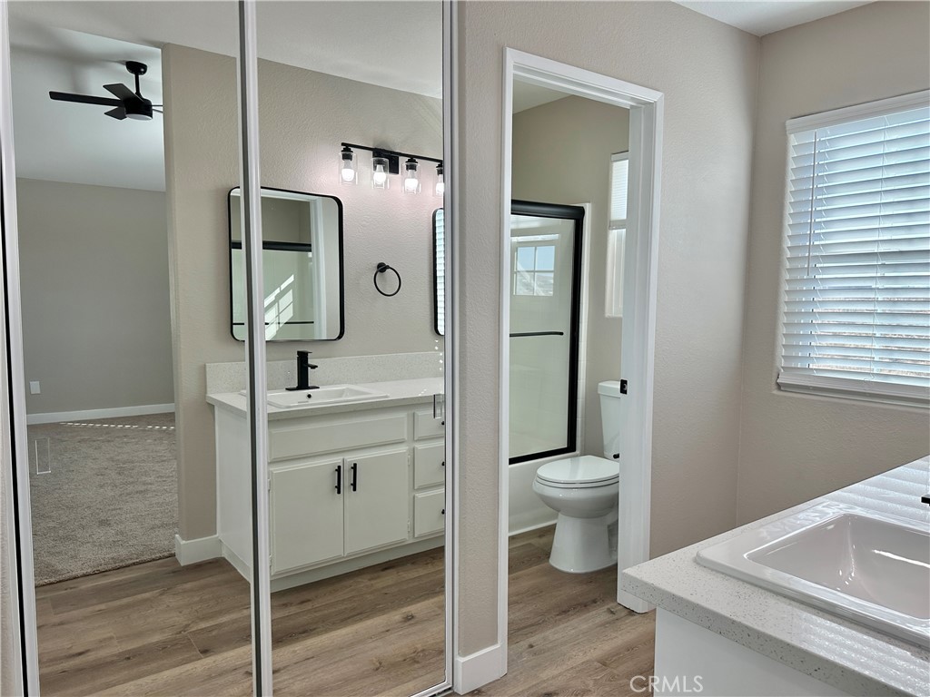 17132 Jurassic Place
