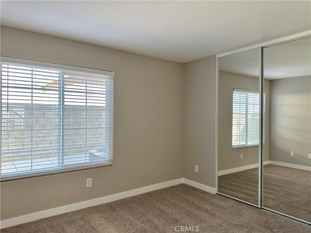 17132 Jurassic Place