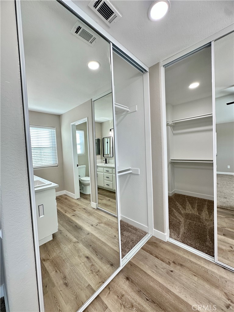 17132 Jurassic Place