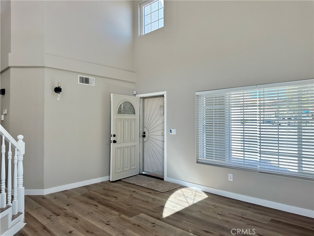 17132 Jurassic Place