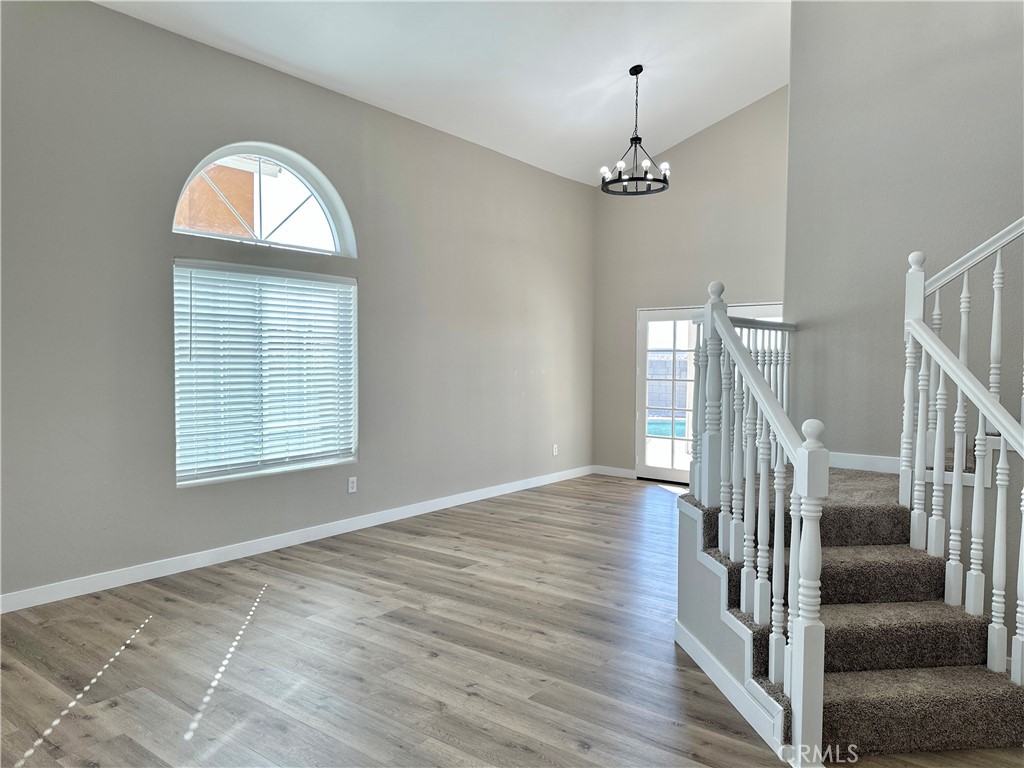 17132 Jurassic Place