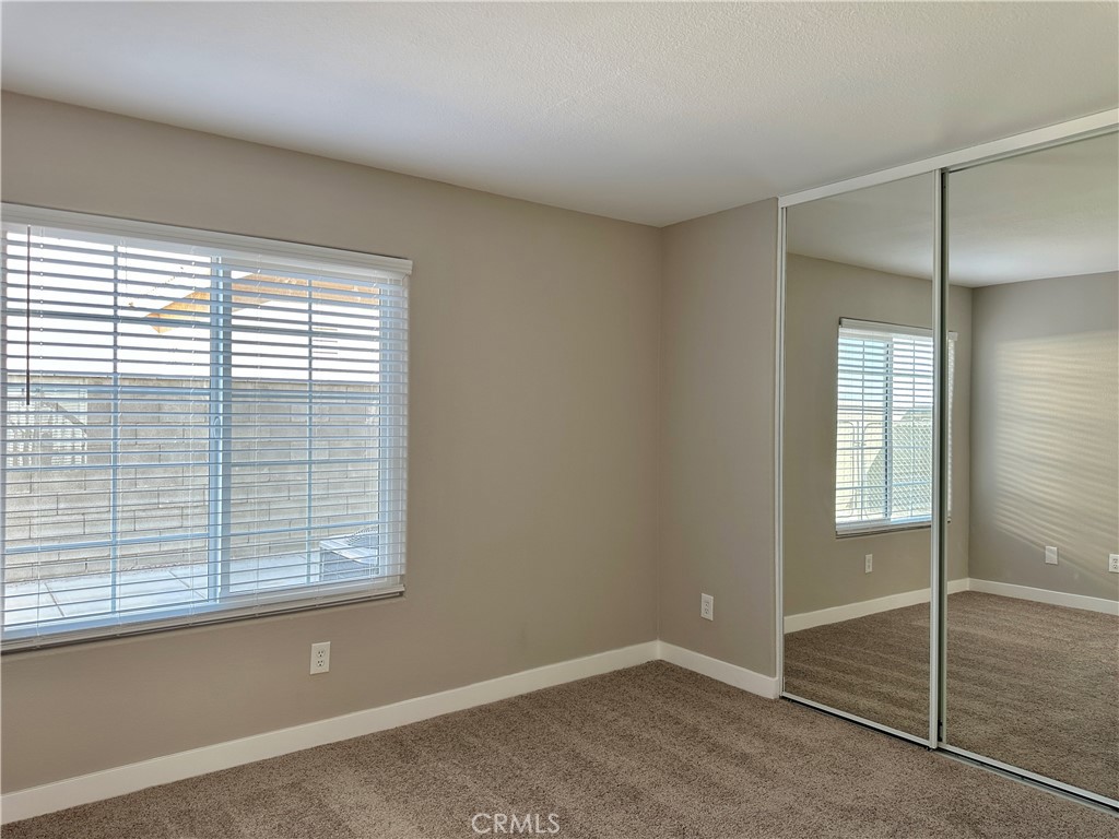 17132 Jurassic Place