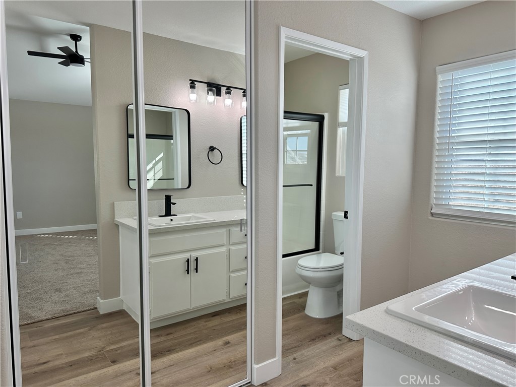 17132 Jurassic Place