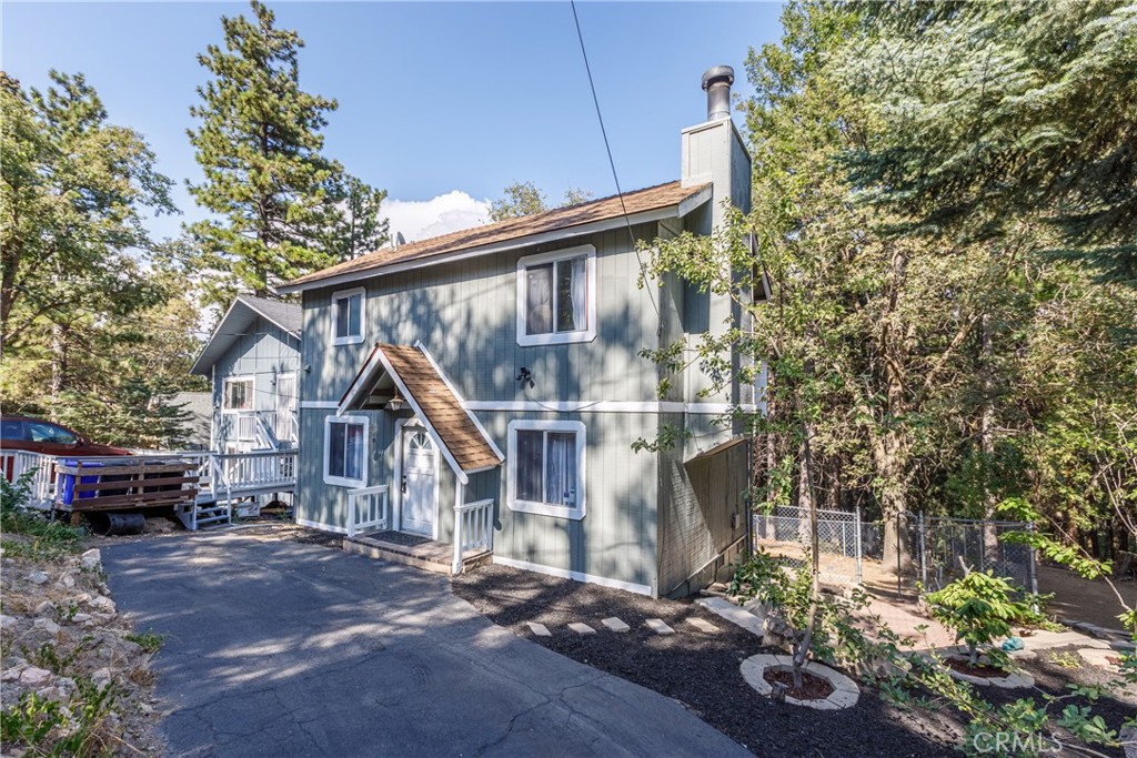1187 Scenic Way
