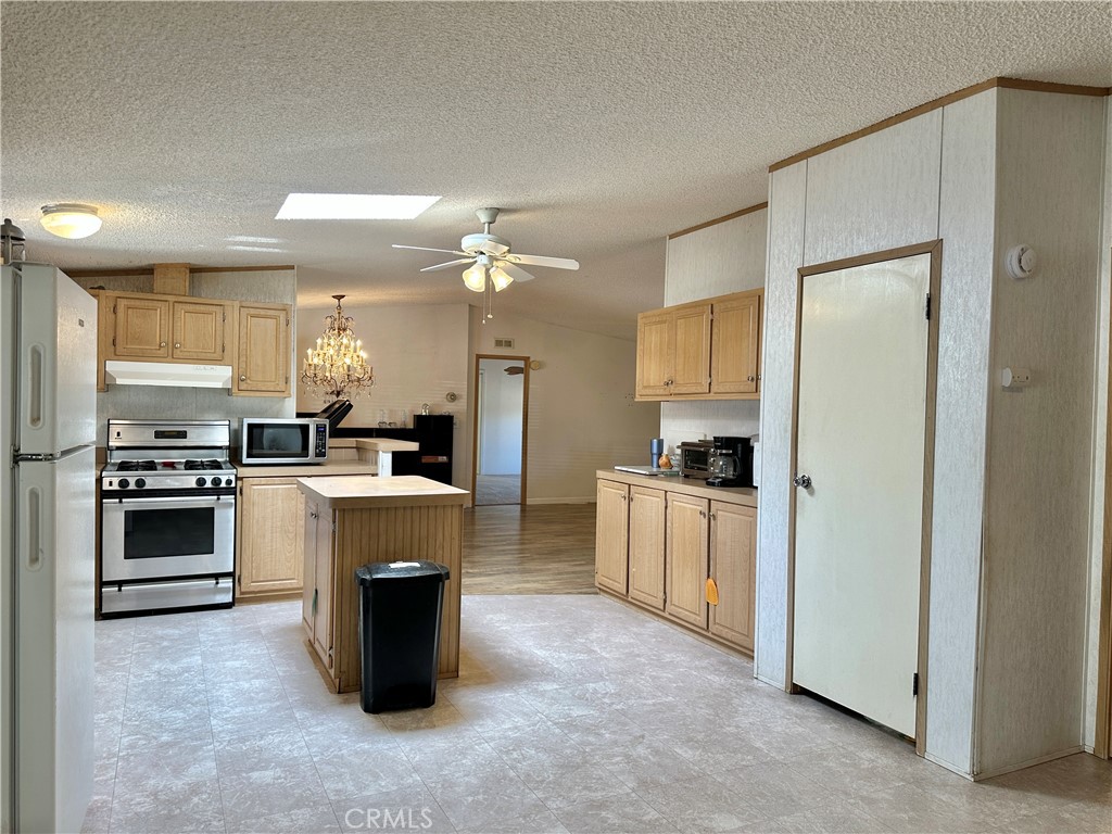 15960 Soft Tail Road