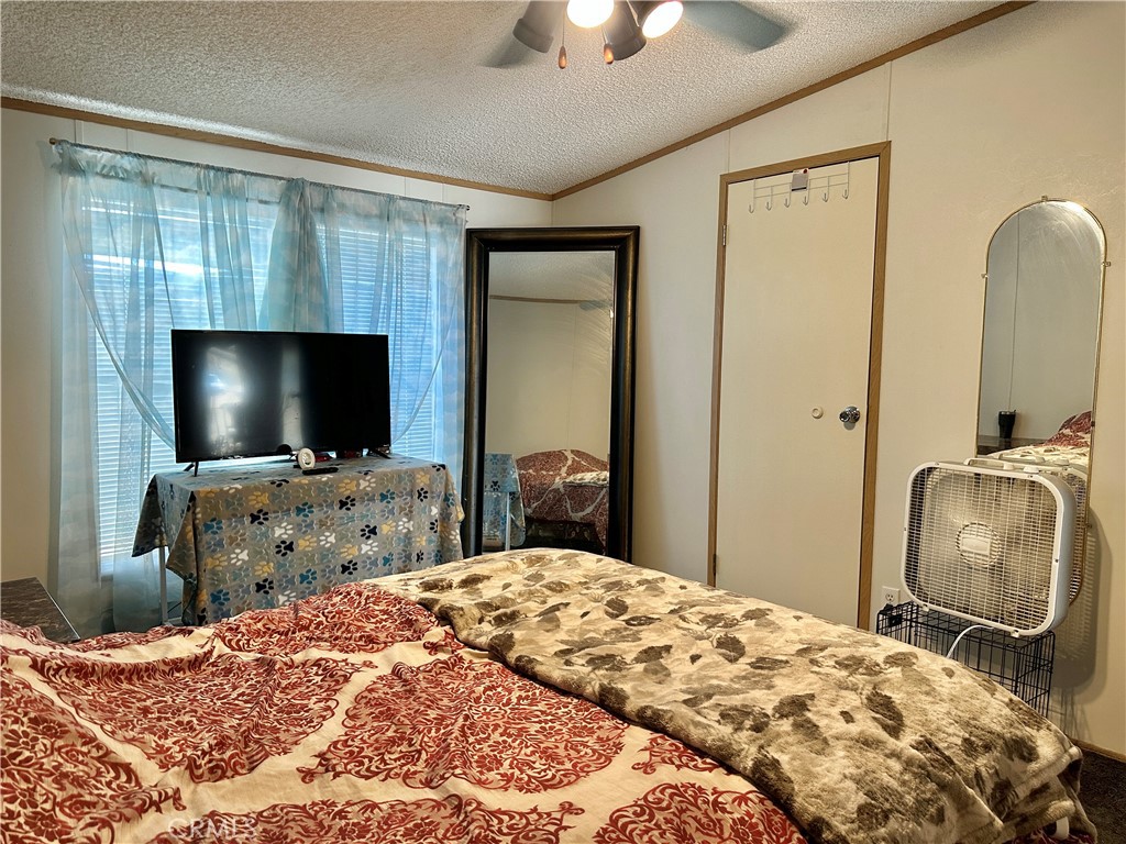 15960 Soft Tail Road