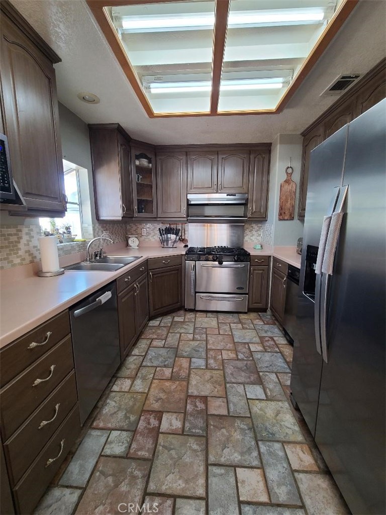 8725 Monte Vista