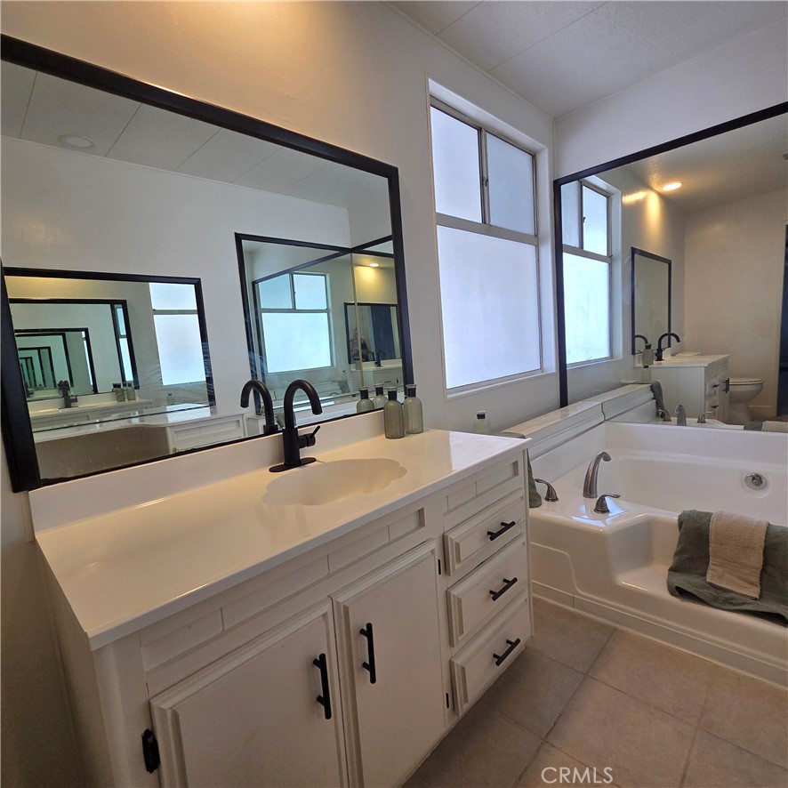 30930 Paradise Palm