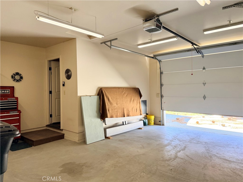 829 W Country Club Boulevard