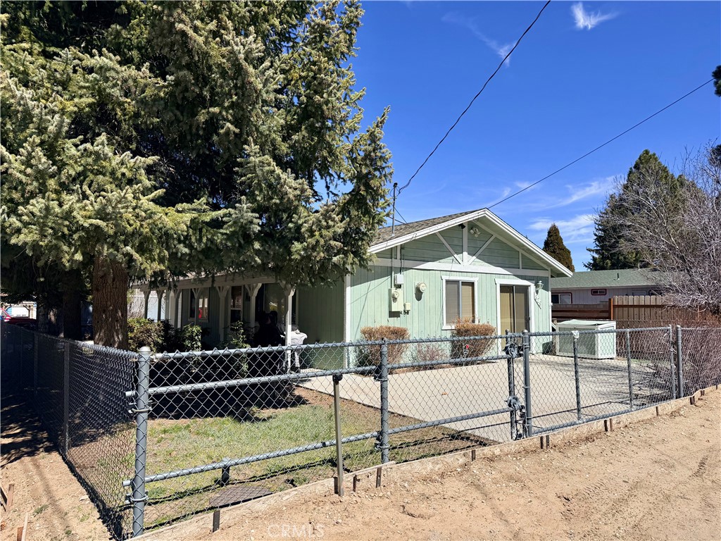 829 W Country Club Boulevard