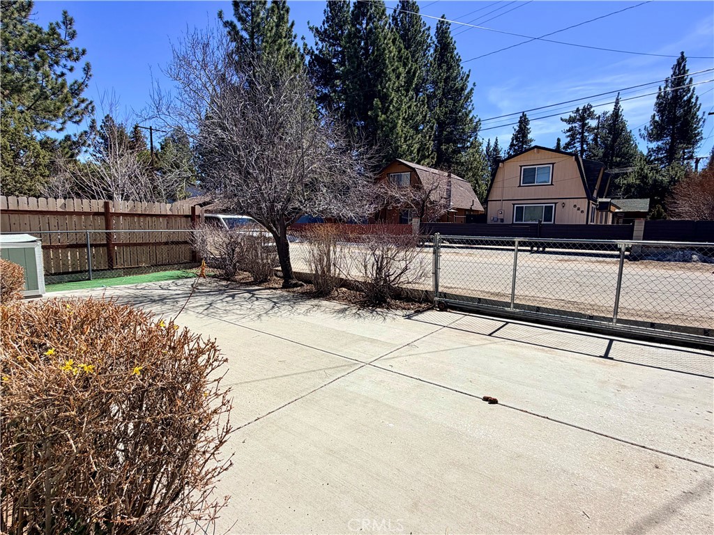 829 W Country Club Boulevard