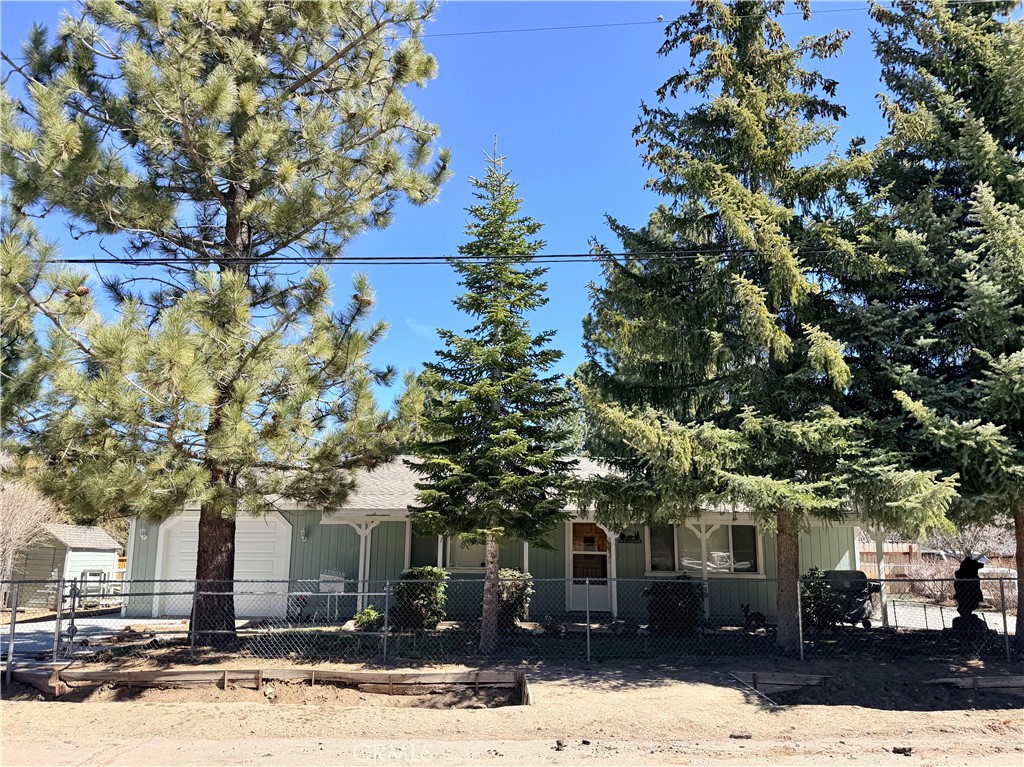 829 W Country Club Boulevard
