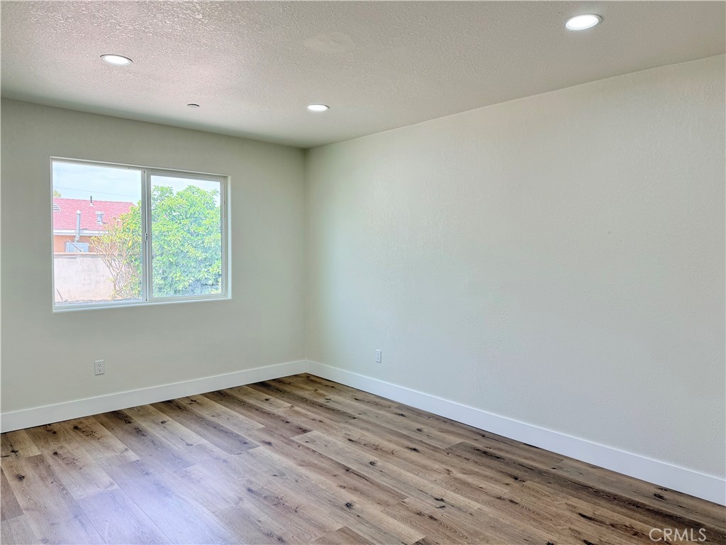 1147 N Island Avenue