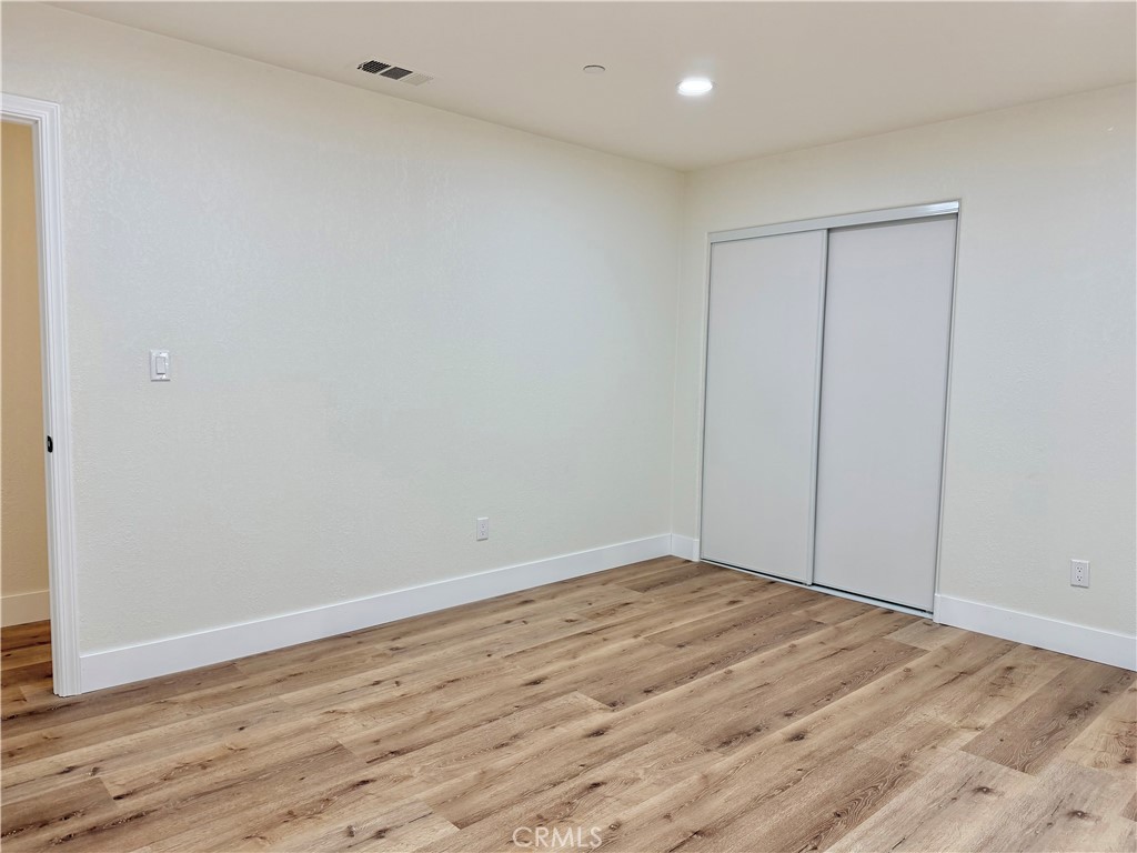 1147 N Island Avenue