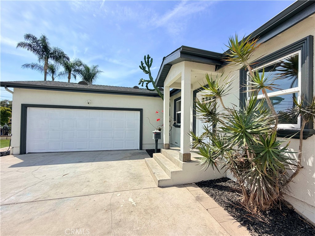 1147 N Island Avenue