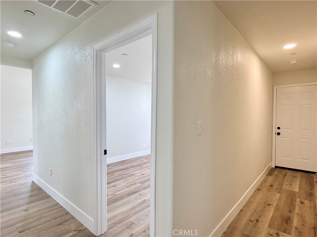 1147 N Island Avenue