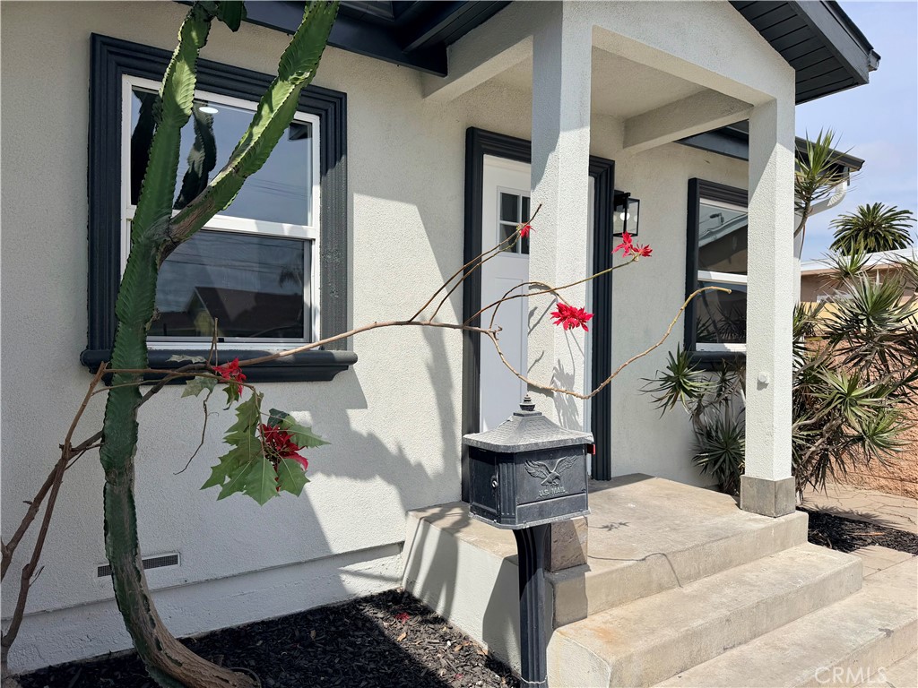 1147 N Island Avenue